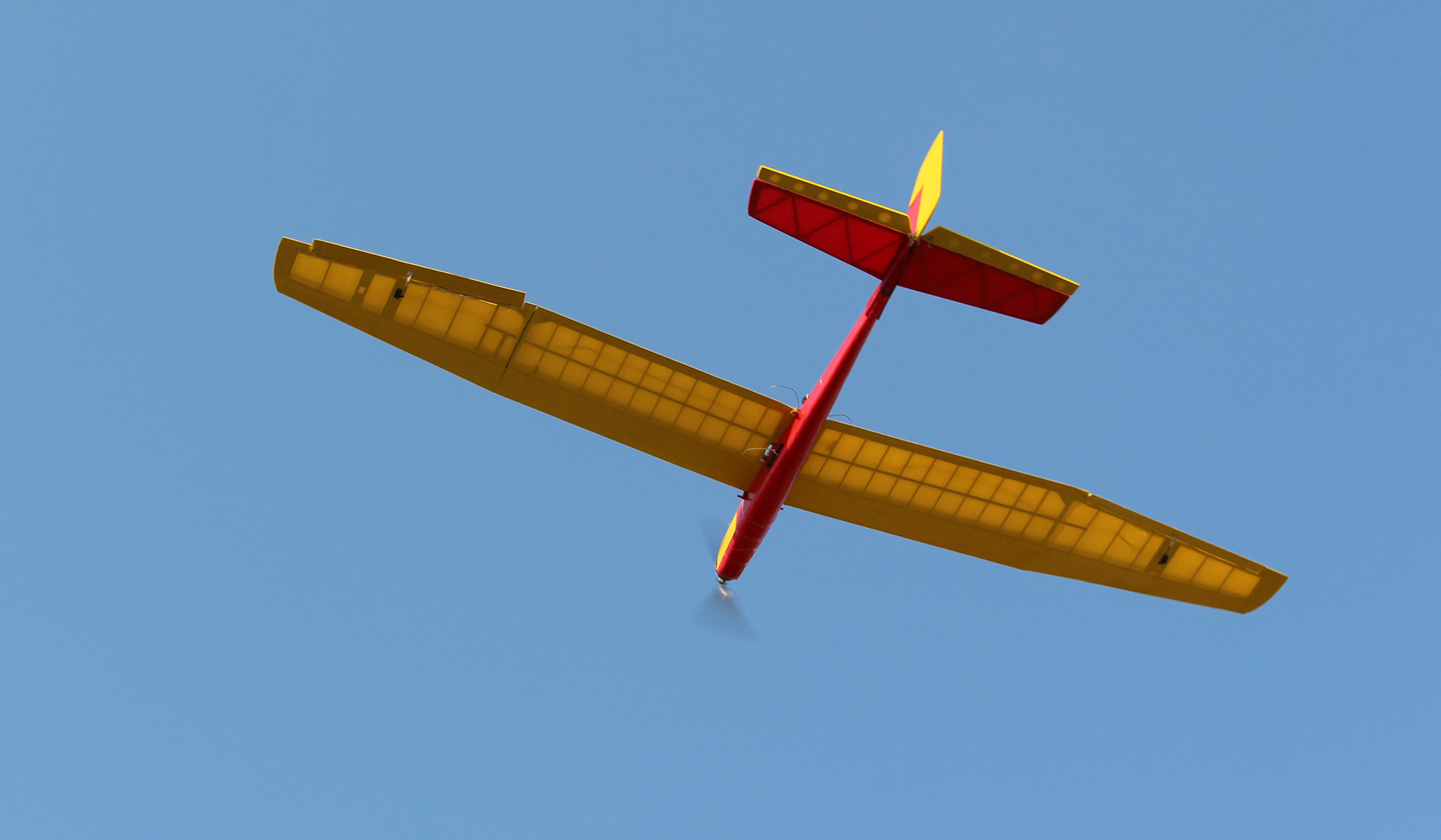 Description of Image 4