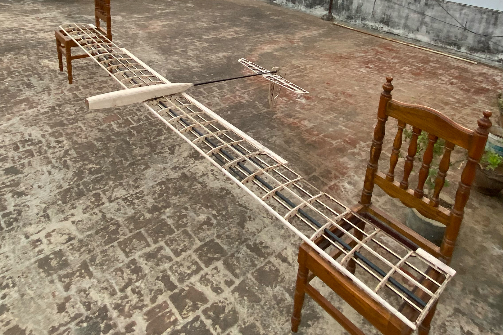 Right image description